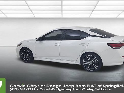 Used 2023 Nissan Sentra SR w/ Electronics Package image 10