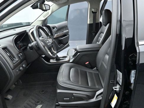 Used 2022 GMC Canyon Denali image 13