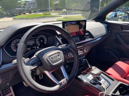 Used 2025 Audi SQ5 Premium Plus AWD/4WD image 11