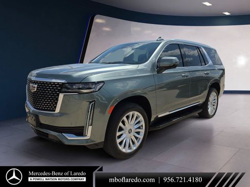 Used 2024 Cadillac Escalade Luxury RWD image 1
