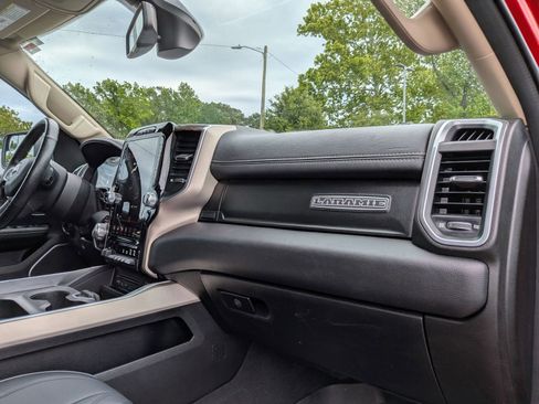 Used 2019 RAM 1500 Laramie AWD/4WD image 41
