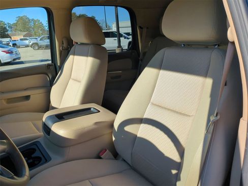 Certified 2011 GMC Yukon SLE image 16