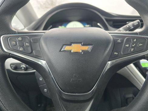 Used 2020 Chevrolet Bolt LT image 25