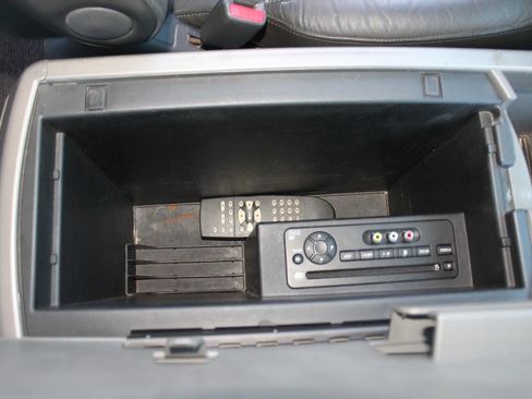 Used 2005 Nissan Titan LE w/ (R02) LE Off-Road Pkg image 34