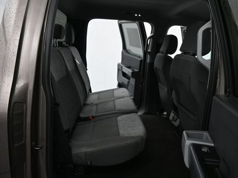 Used 2023 Ford F150 XLT RWD image 9