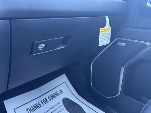 New 2026 GMC Sierra 2500 SLT AWD/4WD image 33