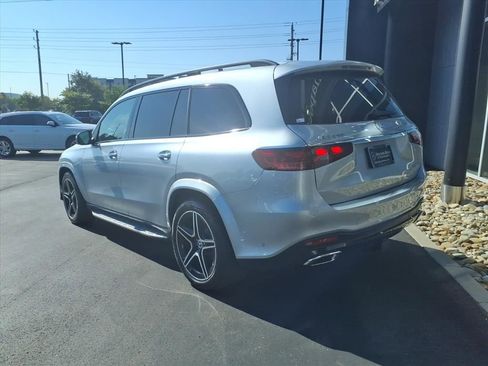 New 2026 Mercedes-Benz GLS 450 4MATIC image 4