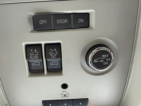 Used 2019 Cadillac Escalade Luxury image 70