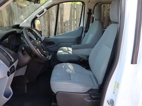 Used 2015 Ford Transit 350 XLT RWD image 19