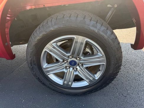 Used 2018 Ford F150 XLT w/ Equipment Group 302A Luxury AWD/4WD image 12
