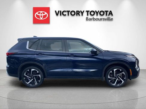 Used 2023 Mitsubishi Outlander SE image 6