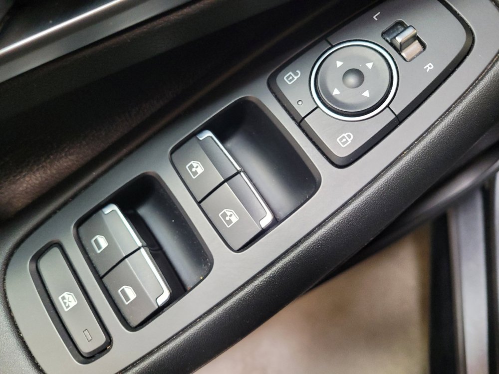 Used 2024 Hyundai Sonata SEL FWD image 27