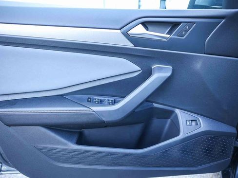 New 2026 Volkswagen Jetta SE image 33