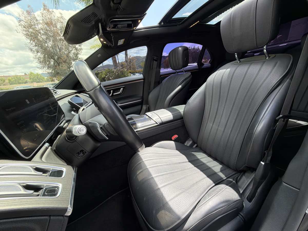 Used 2023 Mercedes-Benz S 500 4MATIC w/ AMG Line image 22