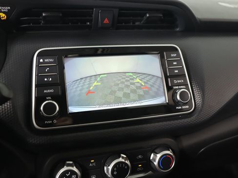 Used 2021 Nissan Kicks S image 6