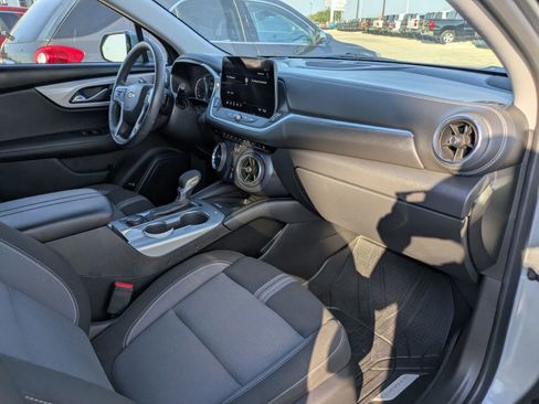 Used 2023 Chevrolet Blazer LT w/ Convenience Package image 27
