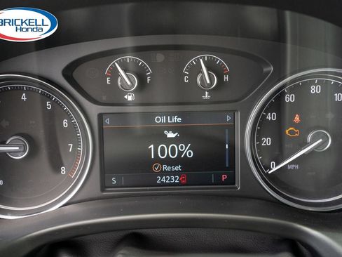 Used 2024 Buick Enclave Essence w/ Technology Package FWD image 37