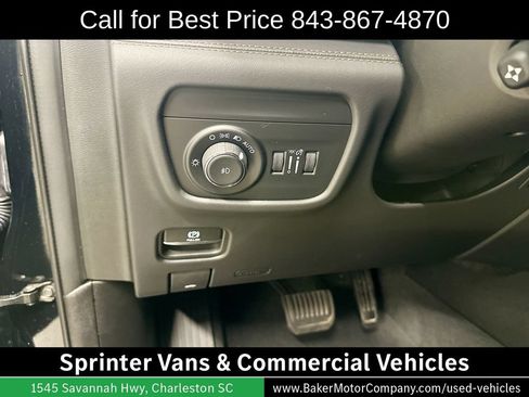Used 2023 Jeep Grand Cherokee Summit AWD/4WD image 12