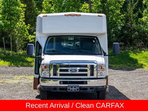 Used 2014 Ford E-450 and Econoline 450 Super Duty w/ Shuttle Bus Prep Package RWD image 2