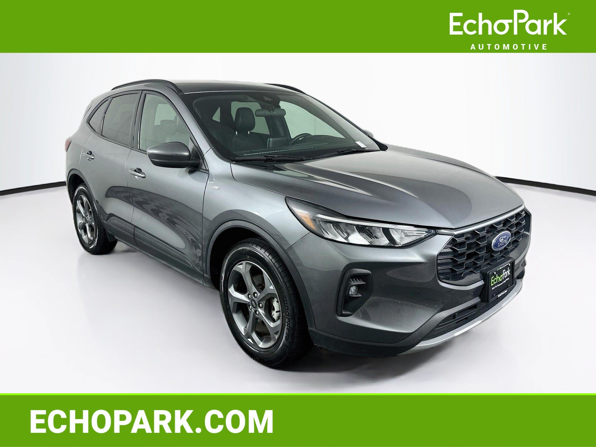 Used 2025 Ford Escape ST-Line Select AWD/4WD image 1