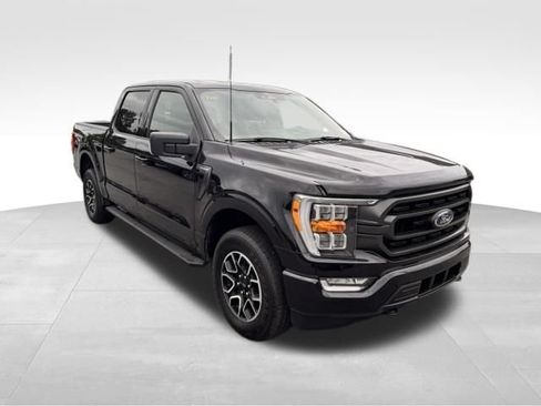 Used 2022 Ford F150 XLT w/ Equipment Group 302A High AWD/4WD image 4