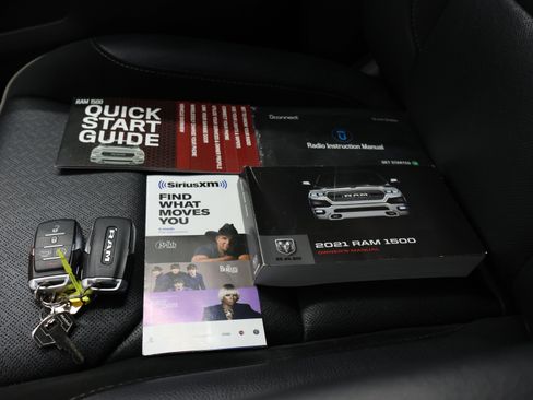 Used 2021 RAM 1500 Laramie AWD/4WD image 58