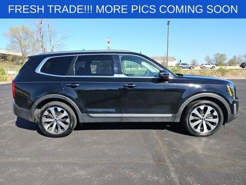 Used 2020 Kia Telluride S w/ S 8 Passenger Seating Package image 7