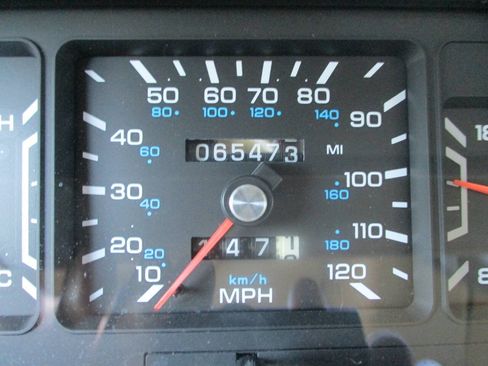 Used 1993 Dodge Dynasty FWD image 33