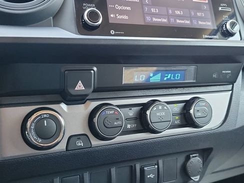 Used 2022 Toyota Tacoma SR AWD/4WD image 22