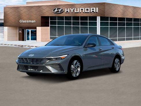New 2025 Hyundai Elantra SEL image 1