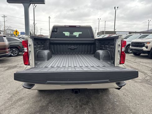 New 2026 Chevrolet Silverado 1500 RST w/ LPO, Dark Essentials Package image 5