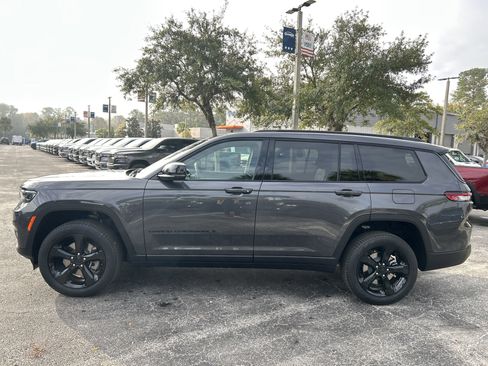 New 2025 Jeep Grand Cherokee L Limited image 4