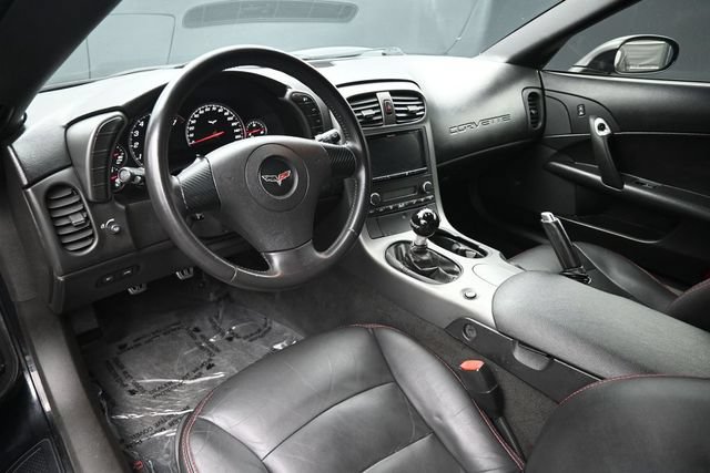 Used 2006 Chevrolet Corvette Coupe RWD image 11
