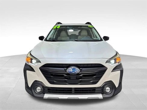 Used 2024 Subaru Outback Limited AWD/4WD image 2