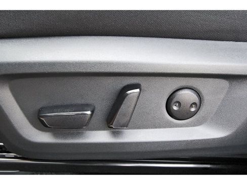 Used 2026 Nissan Rogue SV w/ Cold Weather Package FWD image 25