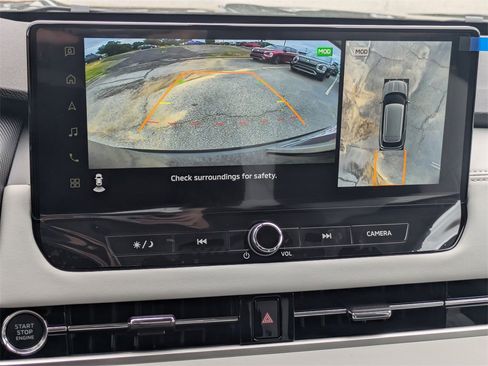 New 2025 Mitsubishi Outlander SE image 23