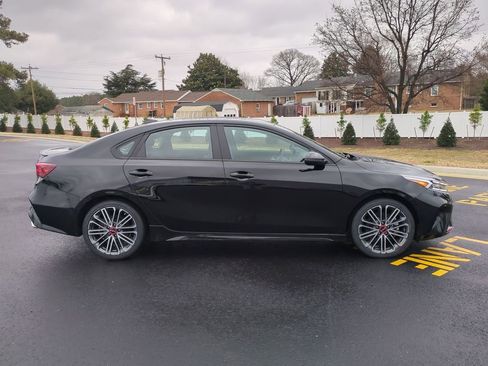 Used 2023 Kia Forte GT w/ GT2 Package image 3