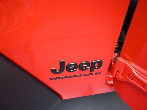 New 2026 Jeep Wrangler Unlimited Sport AWD/4WD image 11