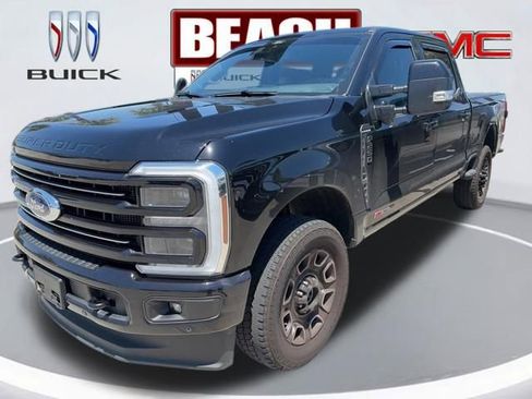 Used 2025 Ford F250 Platinum AWD/4WD image 4