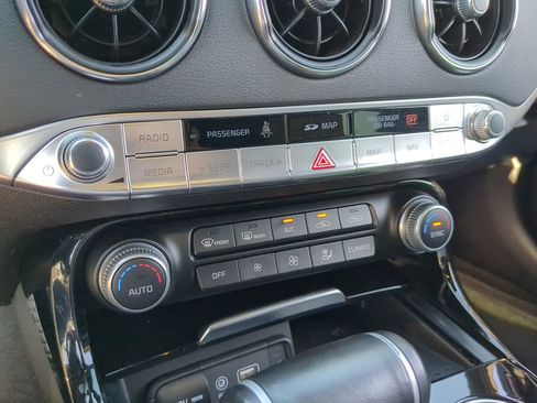 Used 2021 Kia Stinger GT-Line w/ Sun & Sound Package image 27