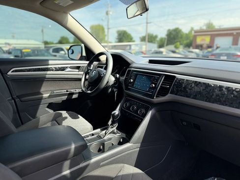 Used 2018 Volkswagen Atlas S FWD image 40