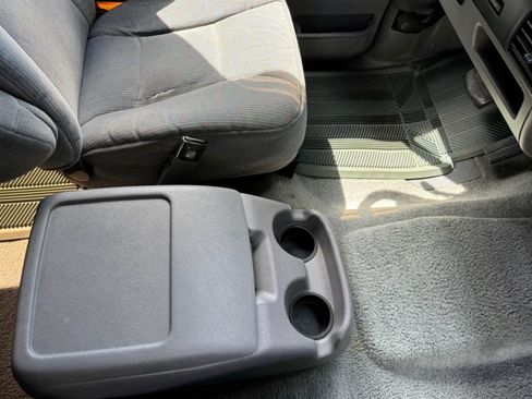 Used 1996 Ford Bronco XLT image 10