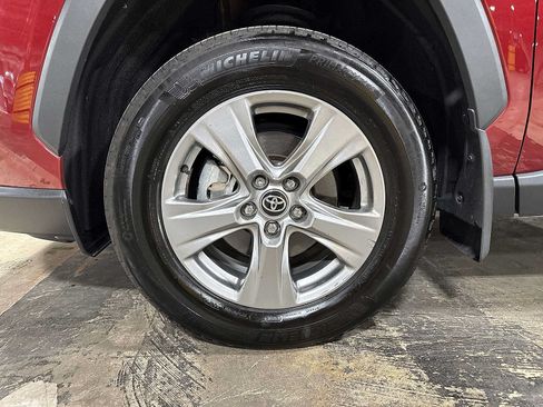 Used 2023 Toyota RAV4 XLE FWD image 10