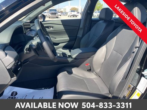 Used 2025 Honda Accord Sport image 27