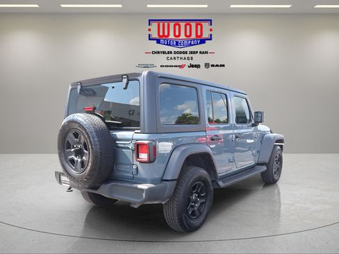 Used 2025 Jeep Wrangler Unlimited Sport AWD/4WD image 3