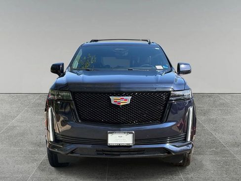 Used 2023 Cadillac Escalade Sport Platinum AWD/4WD image 8