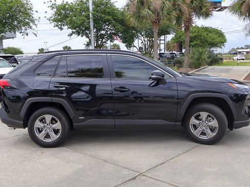 Used 2025 Toyota RAV4 XLE w/ Convenience Package AWD/4WD image 24