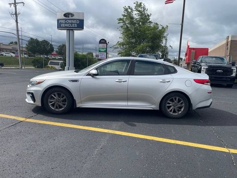 Used 2020 Kia Optima LX FWD image 8