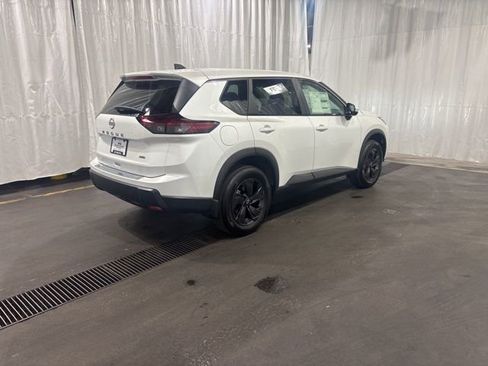 New 2026 Nissan Rogue SV AWD/4WD image 3