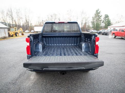 Used 2022 Chevrolet Silverado 1500 Custom image 5